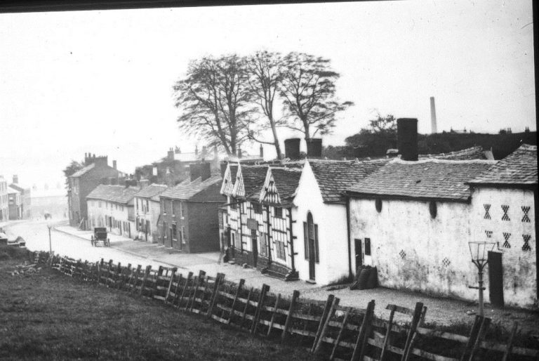 Ye Olde Boars Head (Cred: Middleton Archaelogical Society)